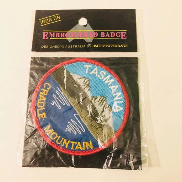 Vtg Cradle Mountain Lake  Sinclair National Park Tasmania Australia Patch - Picture 1 of 10